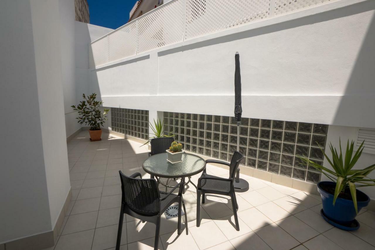Apartamentos Mombasa 1 Planta Nerja Dış mekan fotoğraf