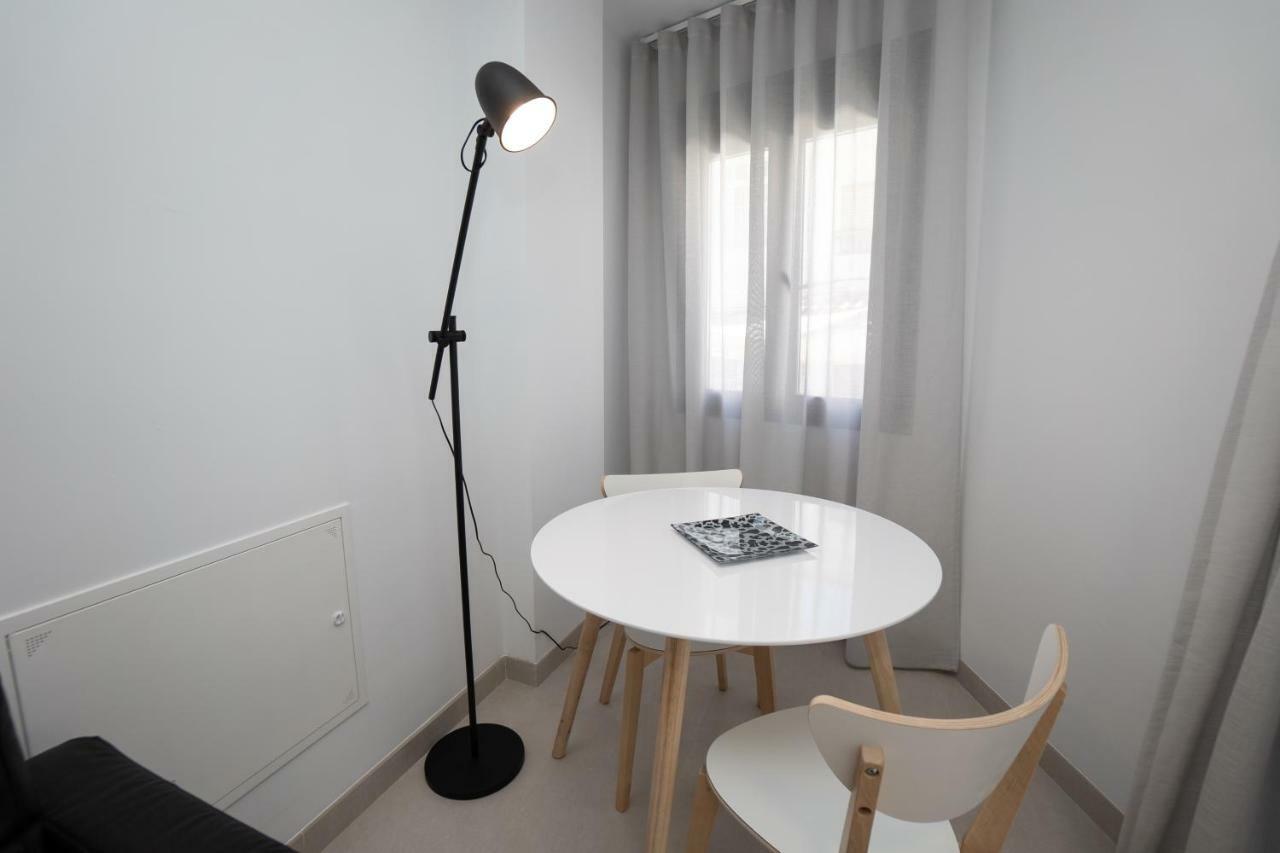 Apartamentos Mombasa 1 Planta Nerja Dış mekan fotoğraf
