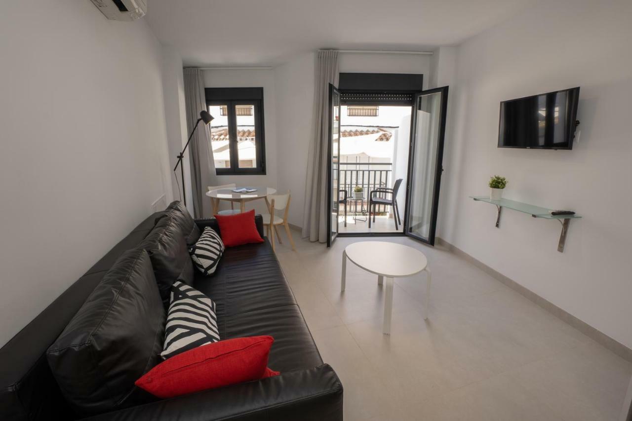 Apartamentos Mombasa 1 Planta Nerja Dış mekan fotoğraf