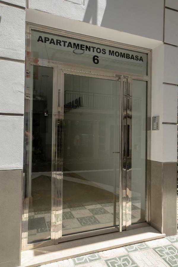 Apartamentos Mombasa 1 Planta Nerja Dış mekan fotoğraf