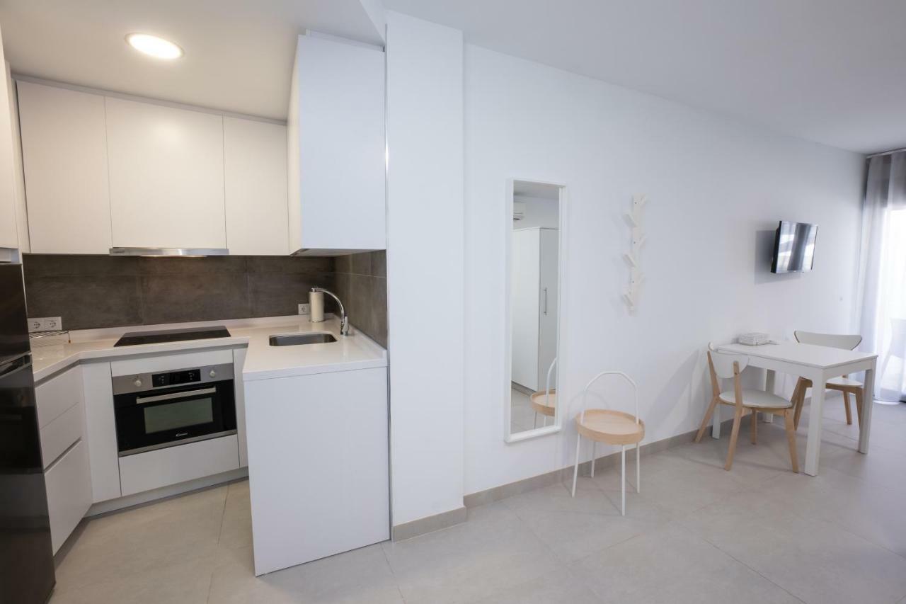 Apartamentos Mombasa 1 Planta Nerja Dış mekan fotoğraf