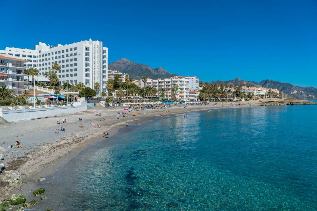 Apartamentos Mombasa 1 Planta Nerja Dış mekan fotoğraf